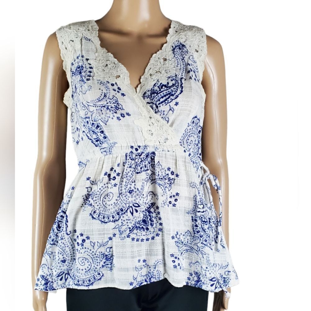 Cabi White & Blue Wrap Top 5223 - Picture 2 of 7